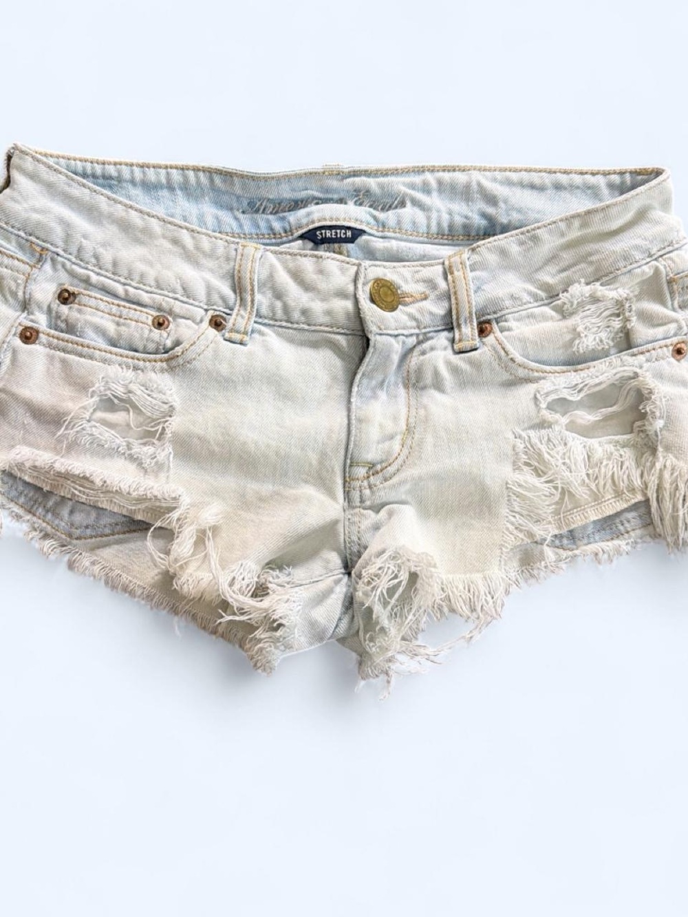 2013 American Eagle Frayed Light Blue Denim Cutoff Shorts - Low Rise